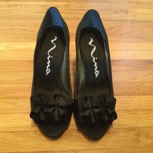 NINA New York Black Pleated Ruffle Open-Toe High Heel Shoes